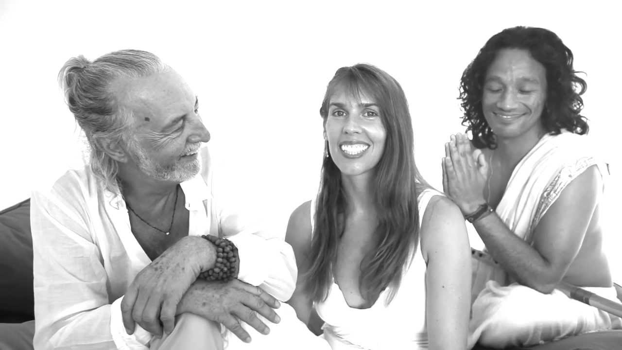deva premal amp miten with manose introduce their new album deva premal and miten in the light of love
