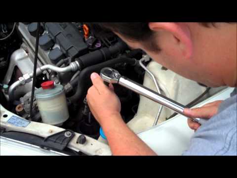2001 Honda Civic Rear Strut Replacement | How To Make & Do Everything! 2001 Honda Civic Rear Strut Replacement | How To Make & Do Everything!