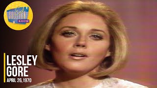 Watch Lesley Gore Cry Me A River video