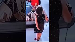 Esta Mujer Es Asquerosa