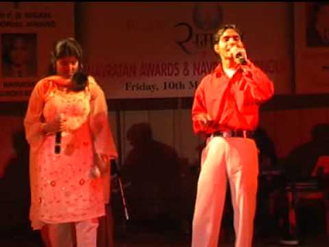 Dheere Dheere Chal Chand Gagan Mein (Smita Simmi Singer)