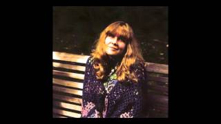 Watch Sandy Denny Lowlands Of Holland video