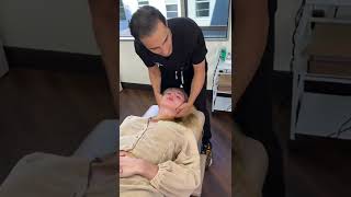 Amazing Bone Cracking by Dr. Ash - The Chiro Guy Best Chiropractor in Beverly Hills & Los Angeles