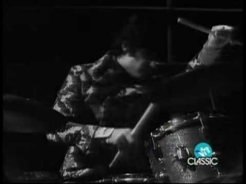 Vanilla Fudge - You Keep Me Hangin