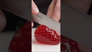 Asmr流行りのガラスイチゴをカットしたら音が気持ちよいですねぇ..　 Ing