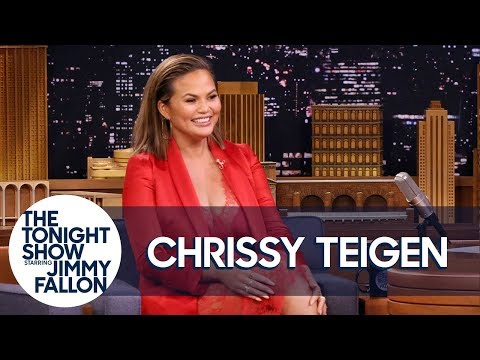 Chrissy Teigen Shares the Mortifying Way She Greeted Beyoncé at the Grammys