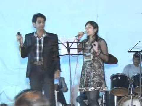 aja sanam madhur chandni mein hum