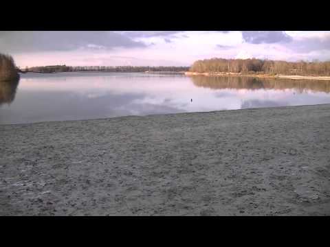 Prachtig natuurgebied met zwemmeer in Sellingerbeetse in de provincie Groningen. Lokaal bekend als de Beetser Koeln (Beetserkuilen). Beautiful Lake in the ar...