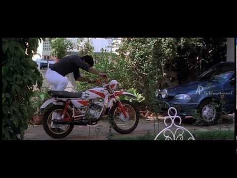 Enge Enathu Kavithai - Damu hides the truth