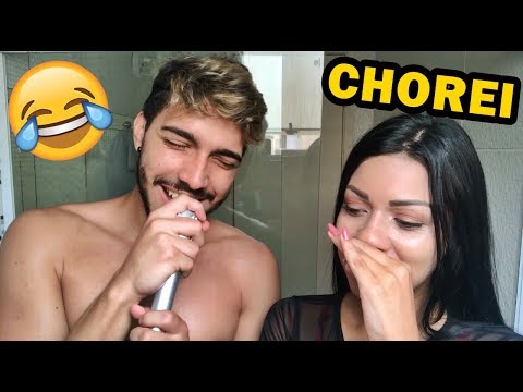CANTANDO NO CHUVEIRO COM MEU NAMORADO - QUEM CANTA MELHOR? - COVER