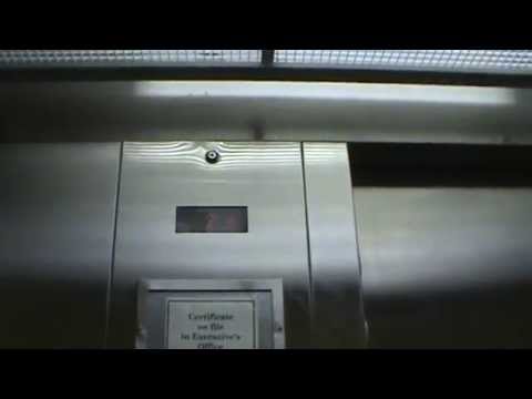 DISGUSTING Montgomery Hydraulic Elevator @ Kohl's, Stratford Square ...