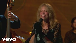 Watch Carly Simon Alone Together video