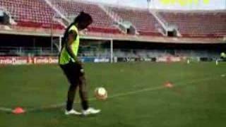 Yoga Tv Ronaldinho Ping Pong