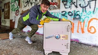 ABANDONED SAFE!! (CAN I MOVE IT) ABANDONED SAFE!! (CAN I MOVE IT)