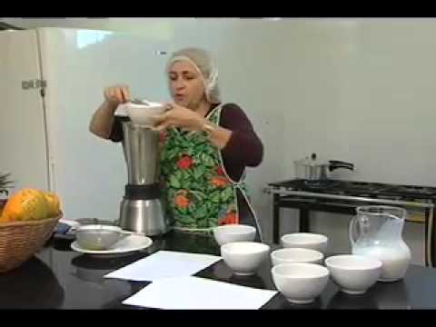 Receita de bolo de fub cremoso feito por Mariinha para o programa Manh