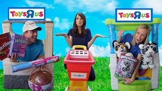 Silly Toy Store Workers Compete for a New Customer !!! Silly Toy Store Workers Compete for a New Customer !!!