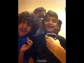 ولد حلو يغني مع أخوياه keek