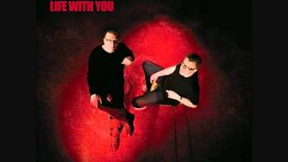 Watch Proclaimers Here It Comes Again video