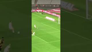 Mauro İcardi̇ni̇n Kaçirdiği Boş Kale Penalti Pozi̇syonu Messi̇-Suarez Penaltisi