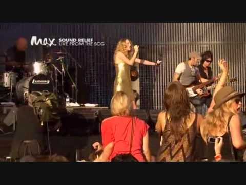 Taylor Swift - Love Story Live Taylor Swift 330 Sessions. Taylor Swift - Love Story Live