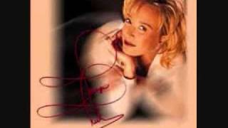 Watch Tanya Tucker What Do I Do With Me video