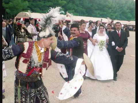 funny wedding videos. Assyrian Funny World idol Iraq Sheno Assyrian wedding.