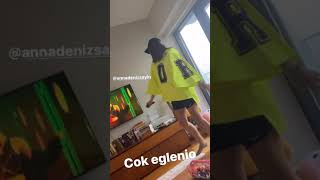 çok eğleniyo... 💞 (vales & anna deniz instagram story 16.11.2021) ‎@Vales  ‎@Ann