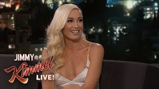Gwen Stefani Blake Shelton Bonded Over Christmas Music Gwen Stefani Blake Shelton Bonded Over Christmas Music