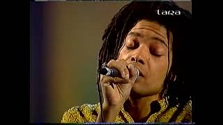 Terence Trent D'arby - Sign Your Name ('Natale In Vaticano' Italy Tv 2001)