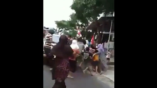 PRESIDEN JOKOWI DI KAGUMI OLEH MASYARAKAT