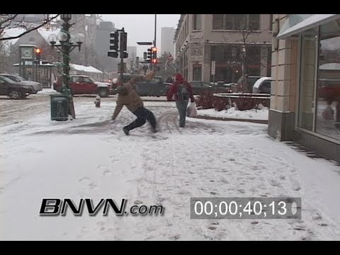 12/4/2007 Slippery Winter Weather Stock Footage