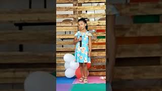 Yasmim Louvando Embléia De Deus Ipiranga