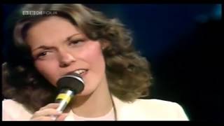 Carpenters I Need To Be In Love At The New London Theatre 1976 Carpenters I Need To Be In Love At The New London Theatre 1976