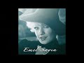 Emel SAYIN-Duydum ki unutmuşsun gözlerimin rengini klip izle