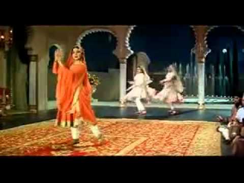 Pakeezah Chalte Chalte Yunhi Koi...