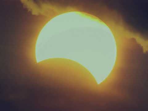 Arms And Sleepers - Center Of The Sun Visualizer