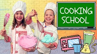 Addy and Maya Take A Cooking Class at Toy School !!! Addy and Maya Take A Cooking Class at Toy School !!!