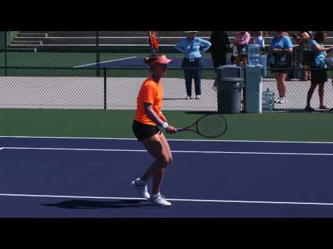 エレナ デメンティエワ hitting volleys -- Indian Wells Pt． 04