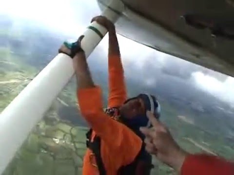 Mark Douglas does a Skydive at Skydive Ireland