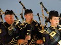 Wi' a hundred pipers