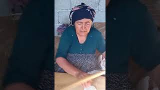Köyde Amcamların Evinde Gezinti Ve Börek Keyfi.