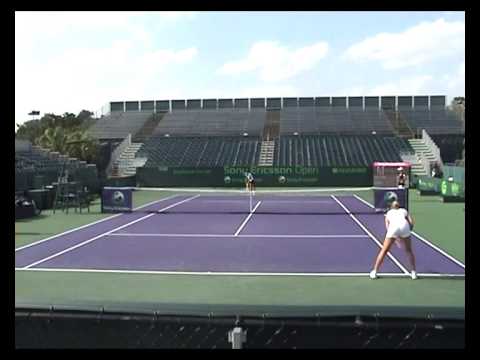 Francesca Schiavone ＆ Nadia ペトロワ practice in Miami 2008