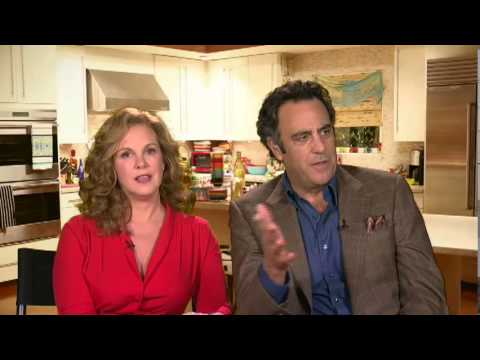 Elizabeth Perkins and Brad Garrett preview HOW TO LIVE WITH YOUR PARENTS (FOR THE REST OF YOUR LIFE) Elizabeth Perkins and Brad Garrett preview HOW TO LIVE WITH YOUR PARENTS (FOR THE REST OF YOUR LIFE)