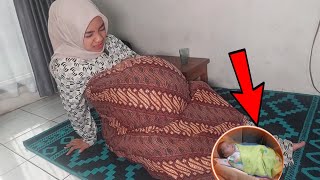 Kaget Gara2 Jatuh Ibu Hamil Tiba2 Sakit Perut Kontraksi Sampai Melahirkan Sendiri Secara Normal