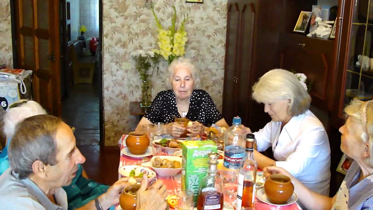 Юбилей 80 лет бабушке сценарий с конкурсами Юбилей 80 лет бабушке сценарий с конкурсами