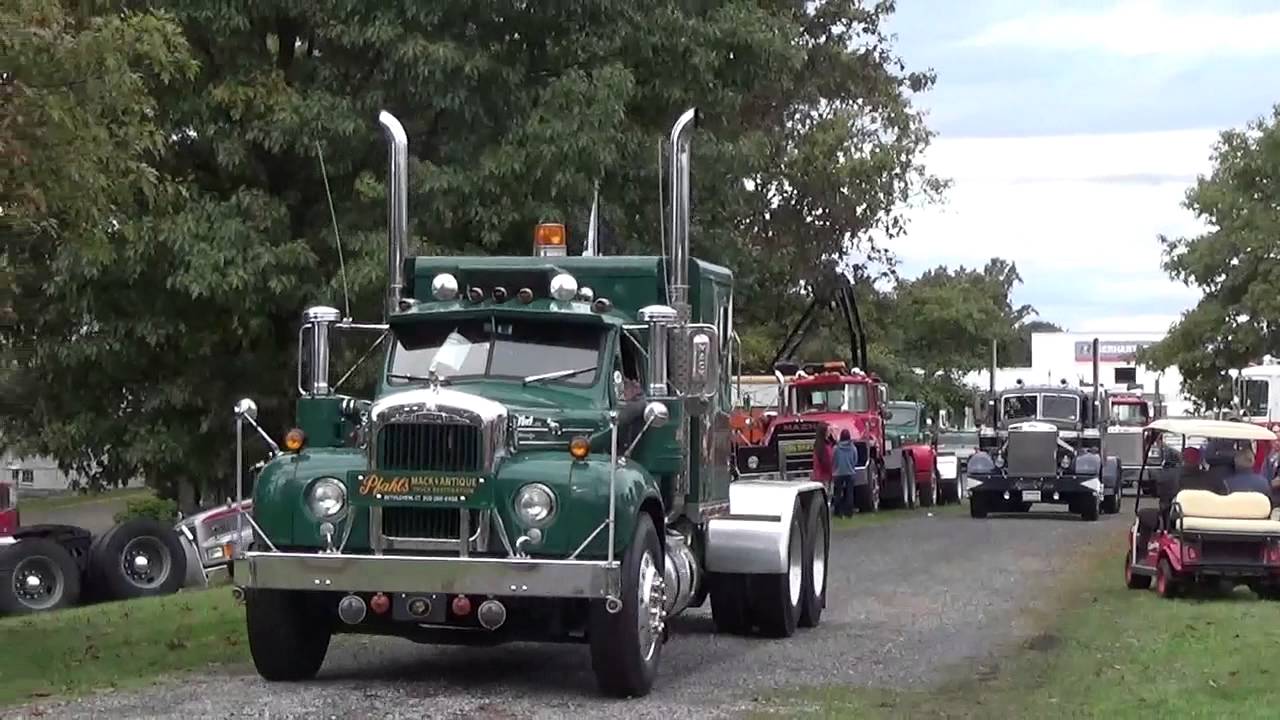 Mack B61 arriving at truck show YouTube