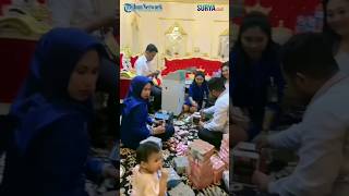 Viral Nasabah Borong Pegawai Bank Ke Rumah Untuk Setor Uang. Bawa Mesin Penghitung Juga