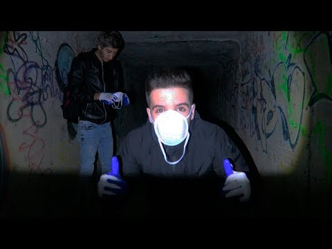 Una ALCANTARILLA nos lleva a una CASA ABANDONADA | Las llaves misteriosas