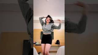 Anjali Arora New Video