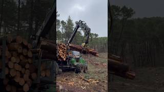 How To Load Wood On The 1510G Forwarder #Automobile #Johndeere #Trending #Wood #Viral #Tree #Love